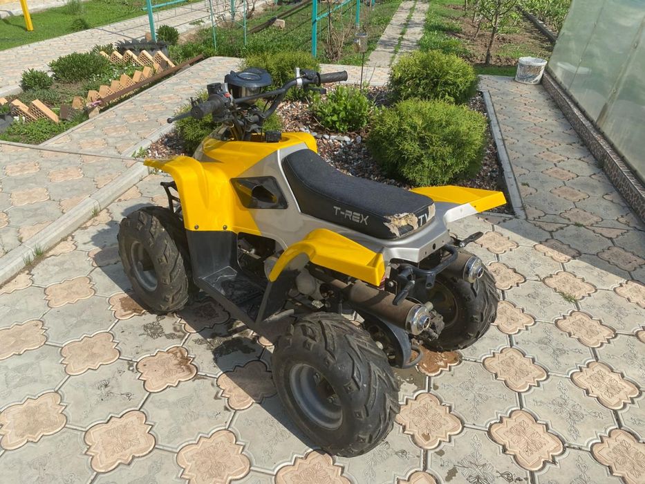 Продам детский квадроцикл 110 кубов