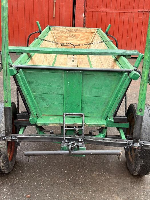 Vând caruta din fier!