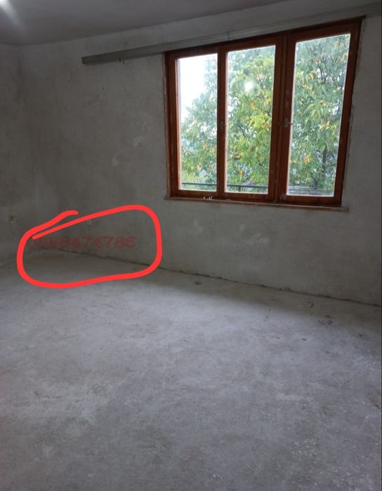 Етаж от къща в Своге