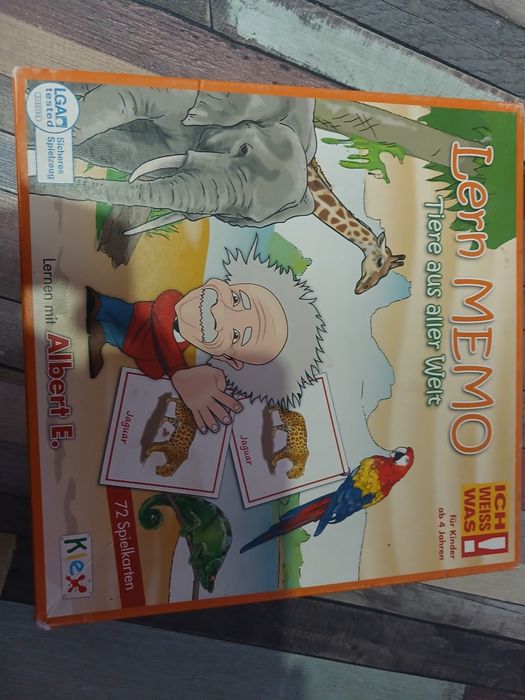 Vând joc educational