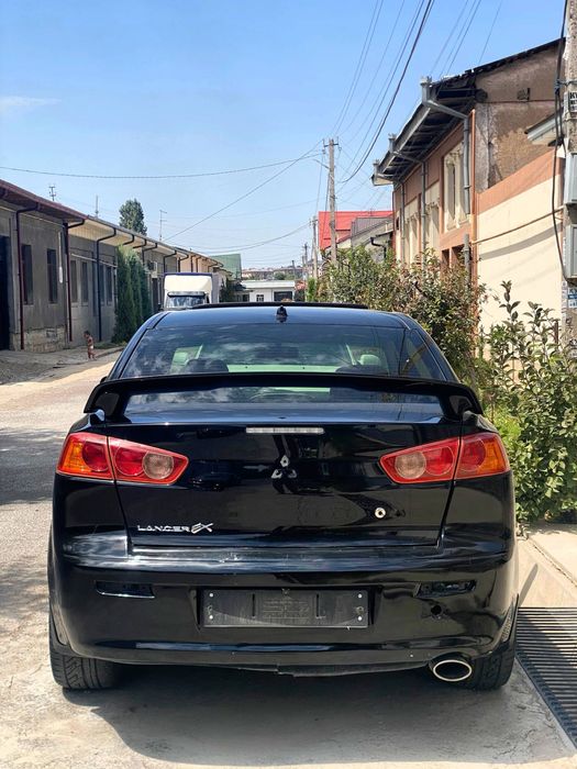 Mitsubishi Lancer X 2.0 CVT 2008