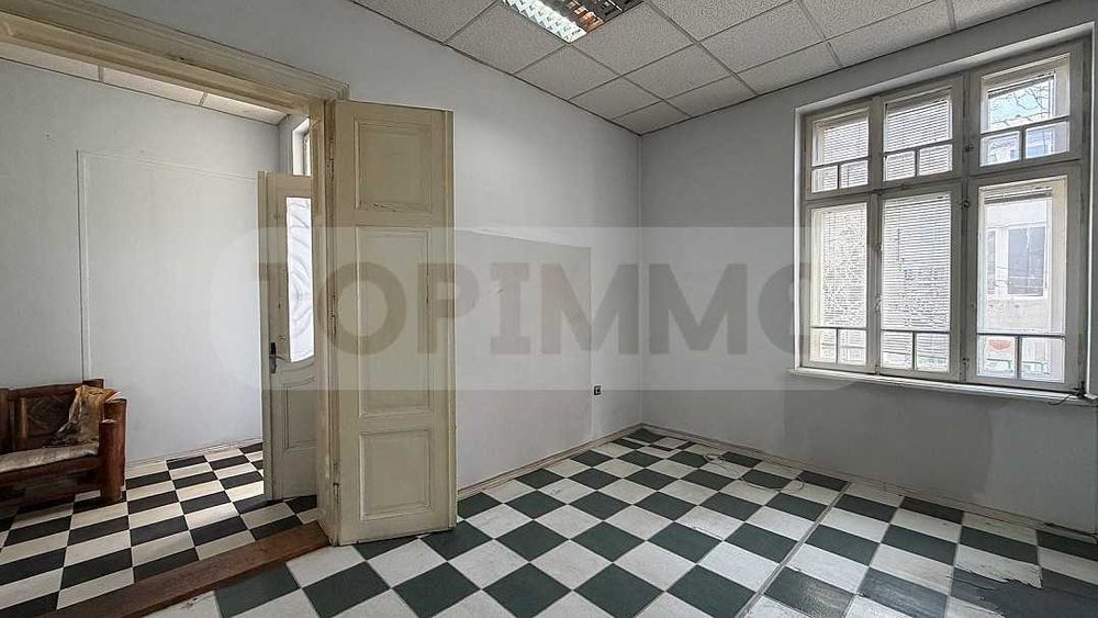 Дава се под наем Офис в Варна, Общината - 80 кв.м за 348.84 € - Снимка #9