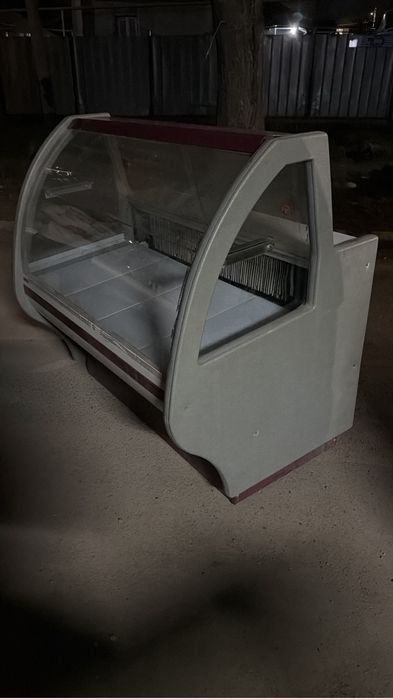 Витринные холодильники