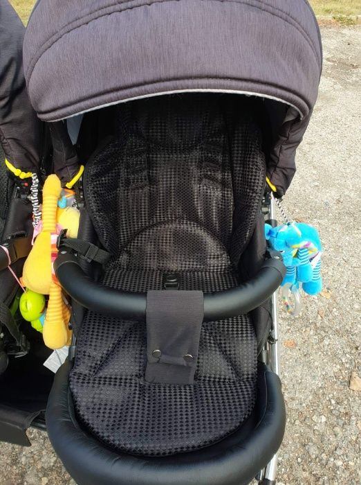 Количка за близнаци