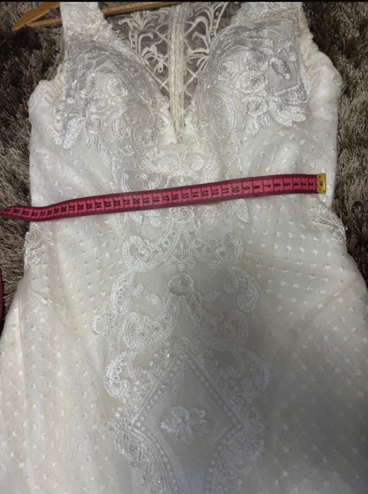 Rochie mireasă  alba