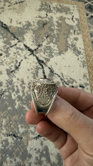 Перстень ручной работы