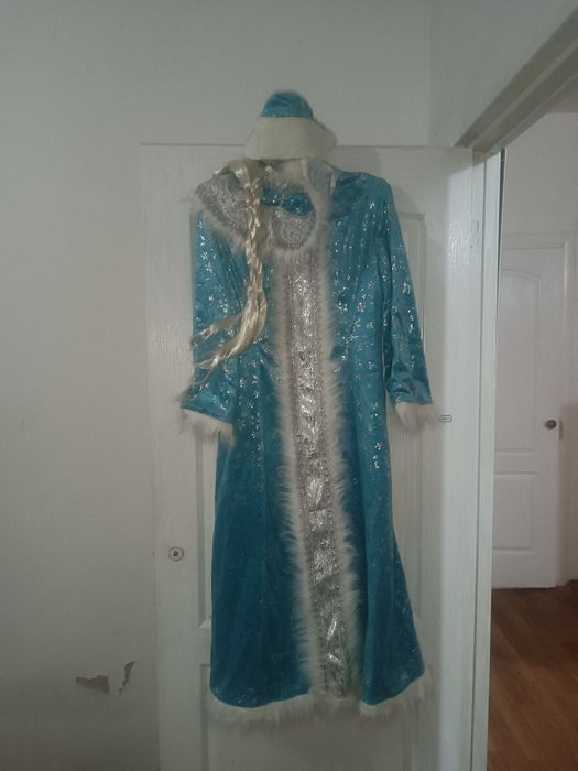 Продаётся одежда снегурочка