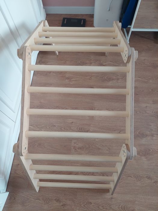 Детская горка и лесенка