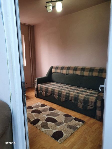 Apartament 4 camere, decomandat, etaj intermediar, BIG, Manastur — fotografia 1