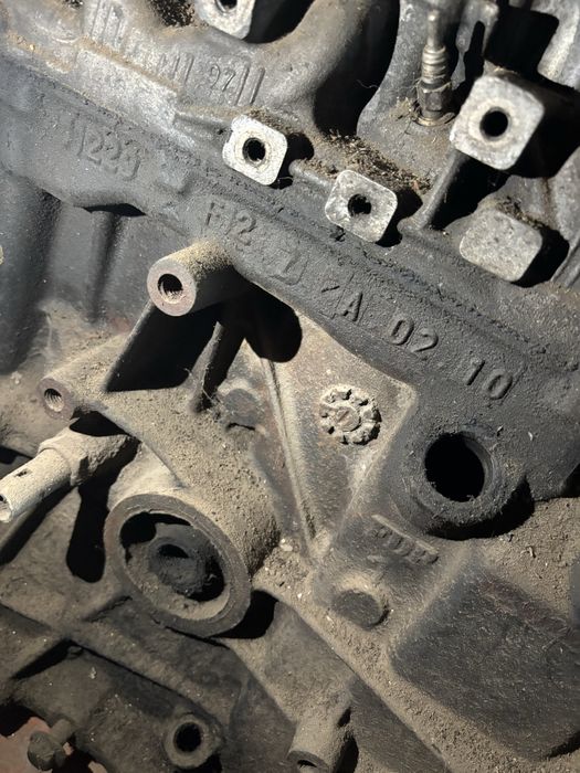 Запчасти от опель виваро 1,9 cdti