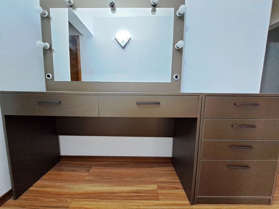 Set 3 piese masa de machiaj /makeup