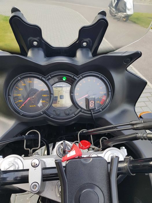 Suzuki V-Strom DL 650 an 2005