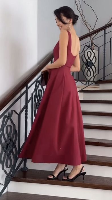 Продам платье коктейльное