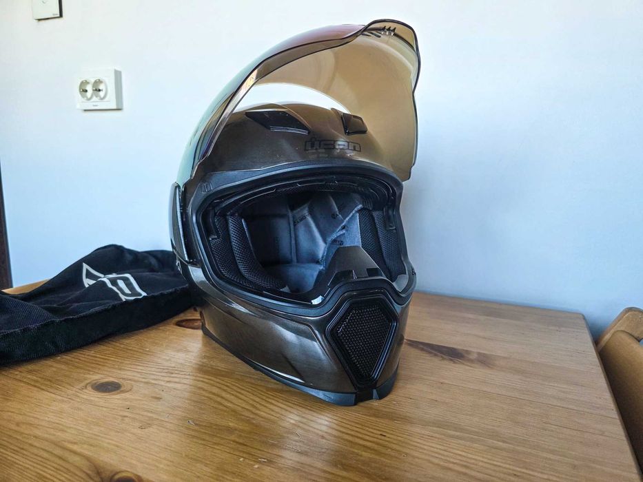 Icon Airflite Quicksilver + Sena SMH5 - Мото каска, размер L