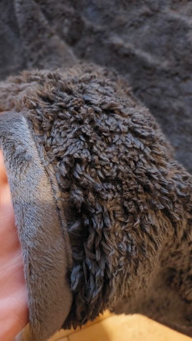 Cuvertura exterior pufos / interior de catifea 150x120 cm