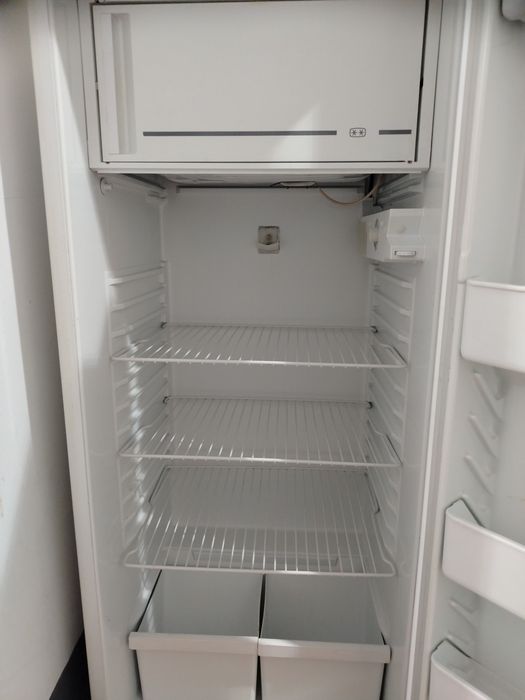 Продам холодильник Атлант