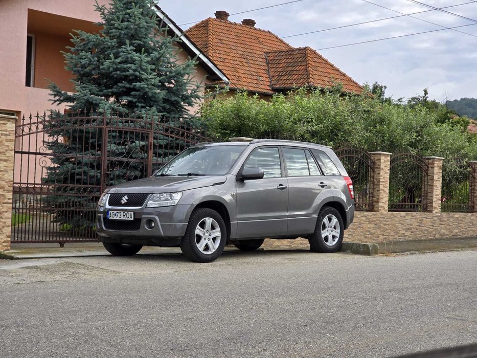 Suzuki Grand Vitara - benzină 2.0, cumpărat din Romania - 163 000 km