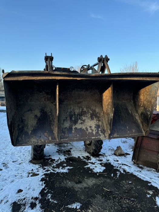 Белорус МТЗ 82 .