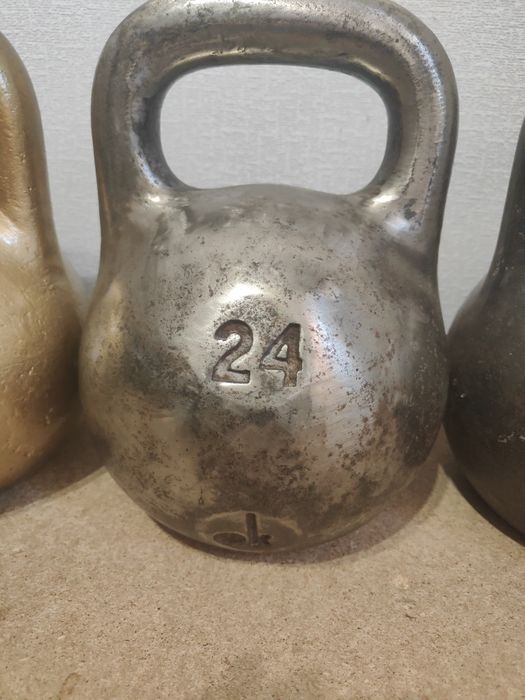 Гири по единице 16кг 24кг