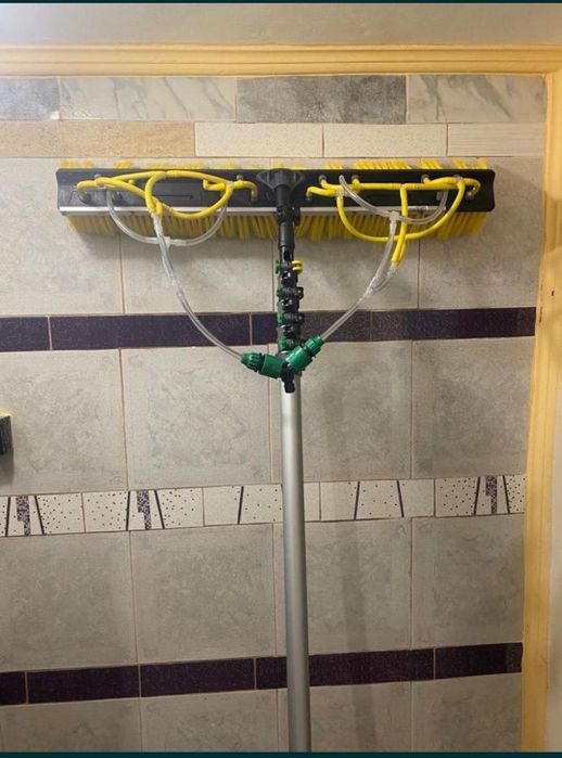 Perii si prelungitor telescopic spalat panouri solare fotovoltaice NOI