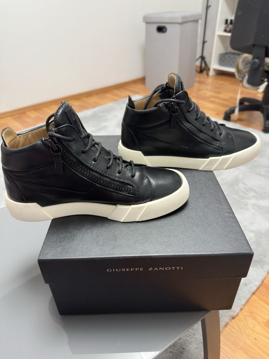 Vand Giuseppe Zanotti