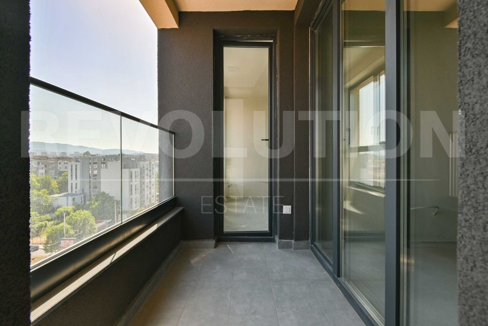 Продава се Тристаен апартамент в София, Банишора - 95 кв.м за 1396 €/кв.м - Снимка #8