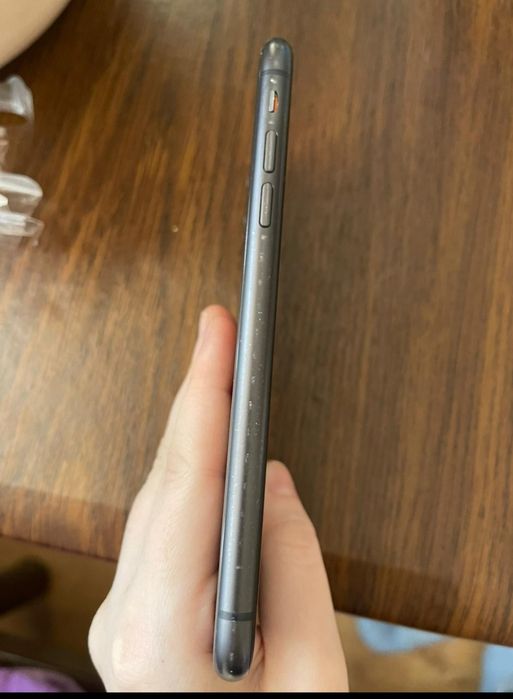 IPHONE 11  liber de retea