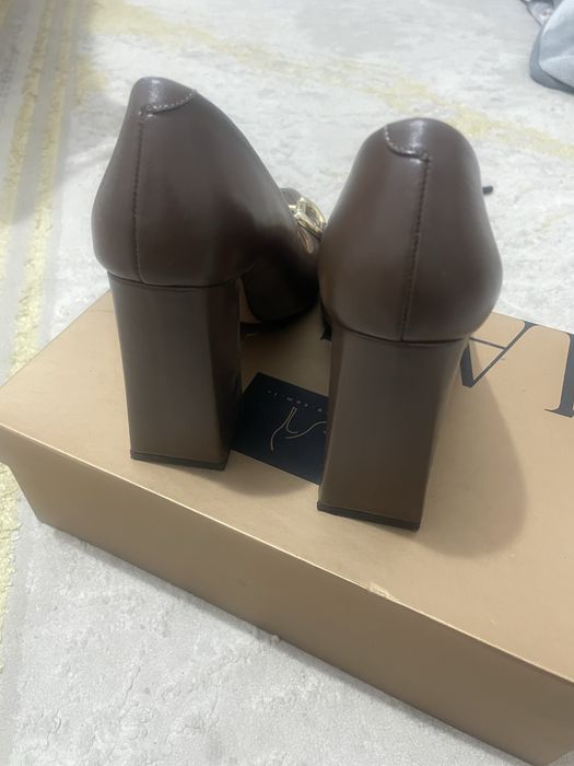 Туфли женски новы 35 размер