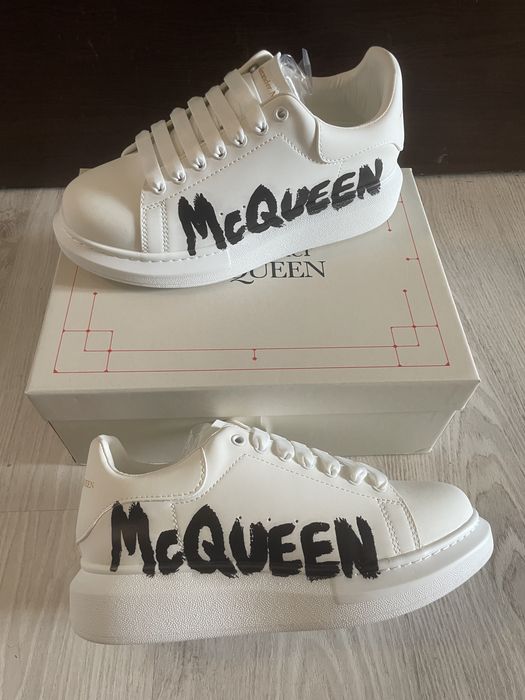 Alexander McQUEEN