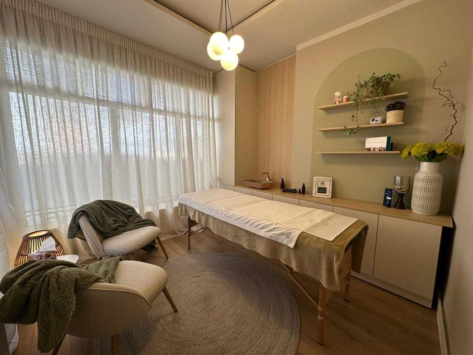 Inchiriez camera masaj sau terapii diverse intr-un centru holistic