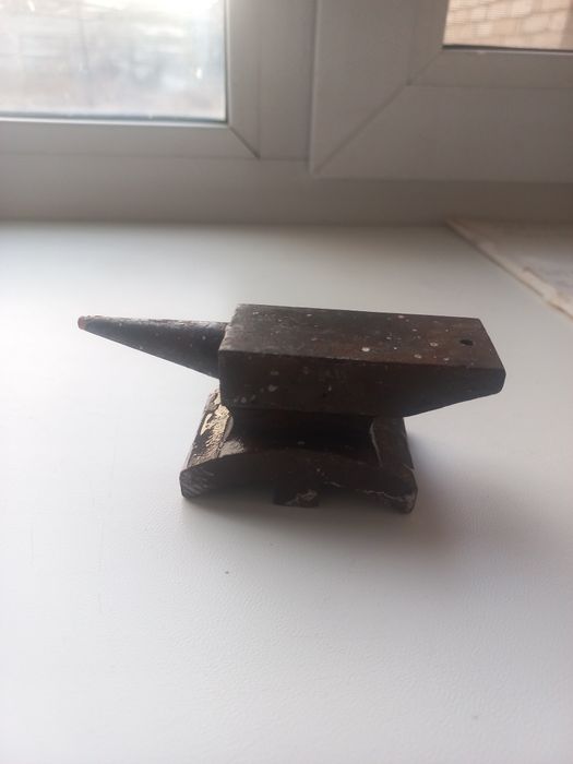 Продаётся мини-наковальня