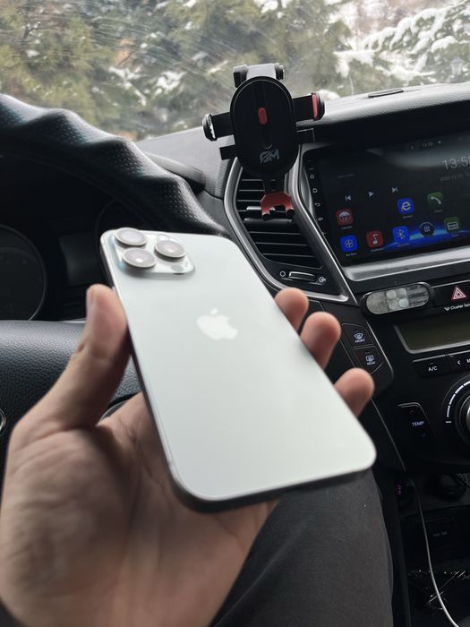 Айфон 15 про мах