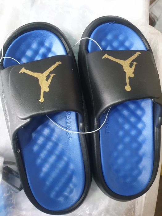 Шлёпки  отличного качества