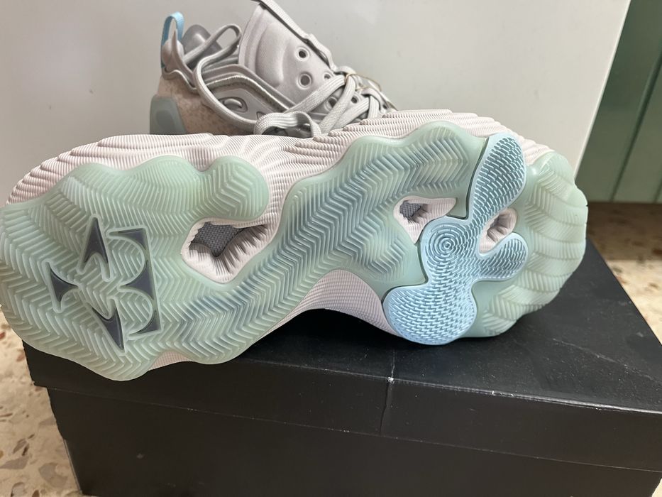 Маратонки Adidas