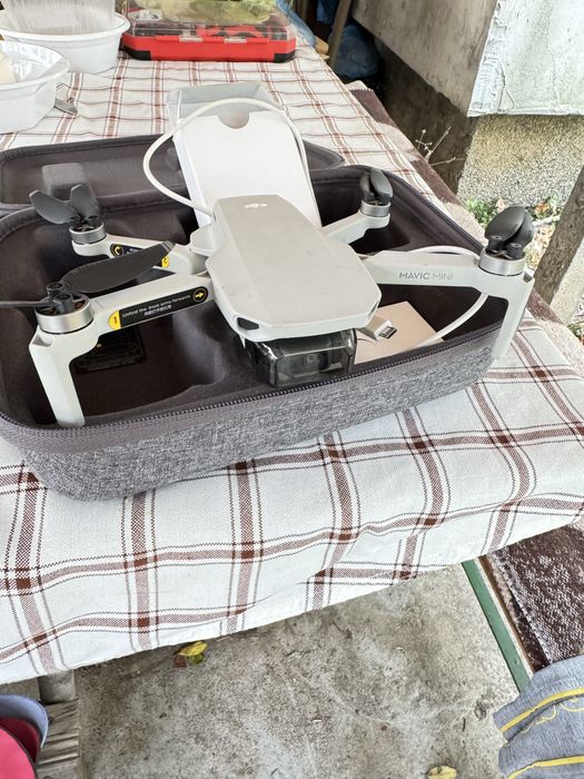 DJI mini combo в перфектно състояние