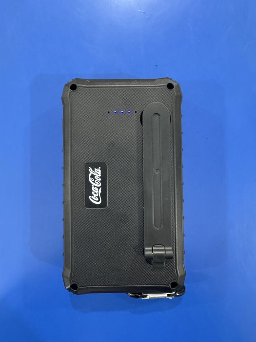 Baterie externa cu incarcare solara