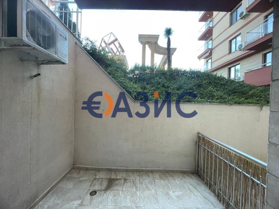 Продава се Едностаен апартамент в к.к. Слънчев бряг - 53 кв.м за 753 €/кв.м - Снимка #12