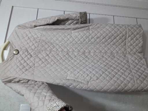 Velvet. Женский стеганный плащ