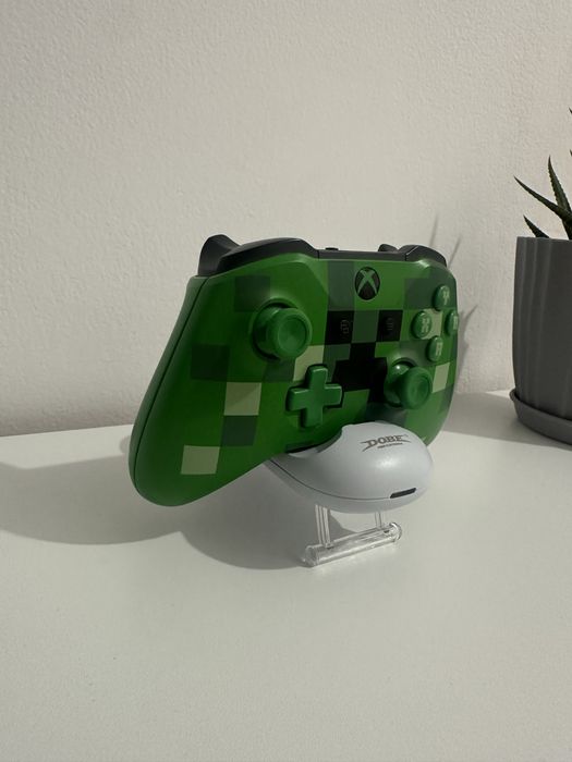 Vand manetă/controller Minecraft Limited Edition