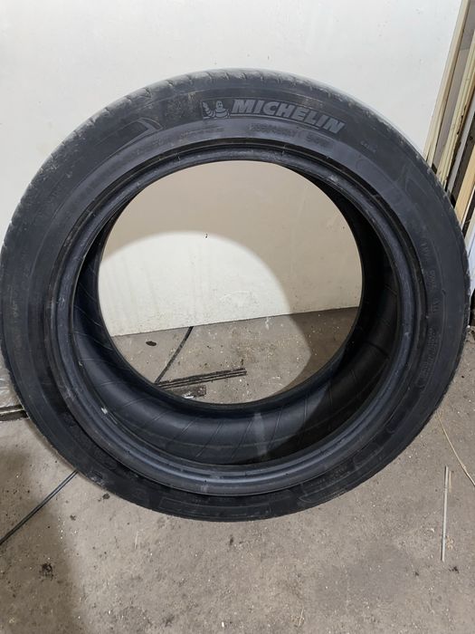 Летни гуми 235 45 17