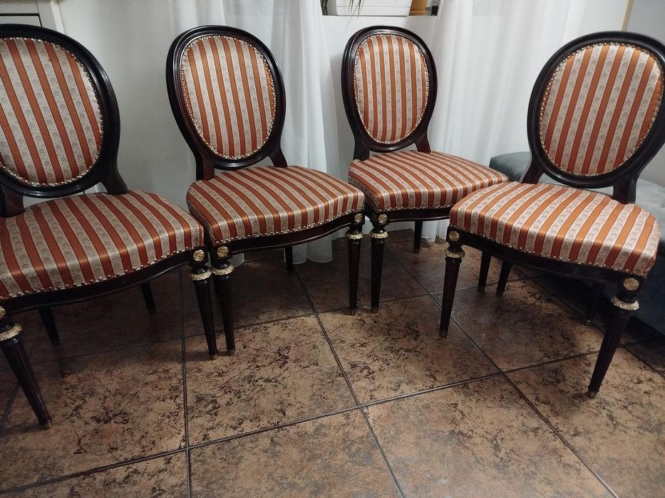 4 scaune lemn tapițat