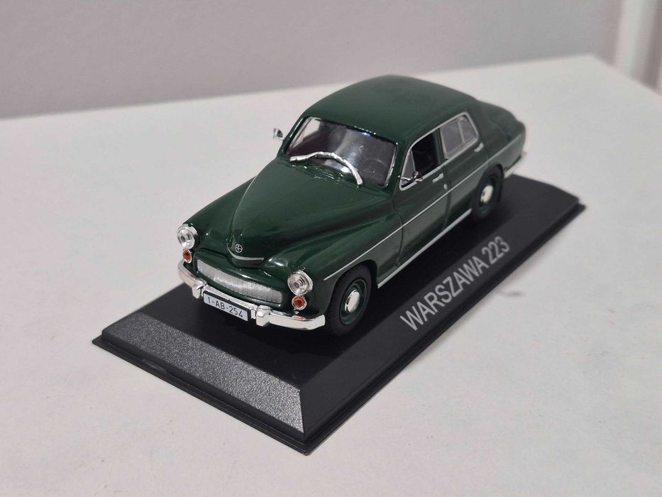 1/43 Warszawa 223 Deagostini