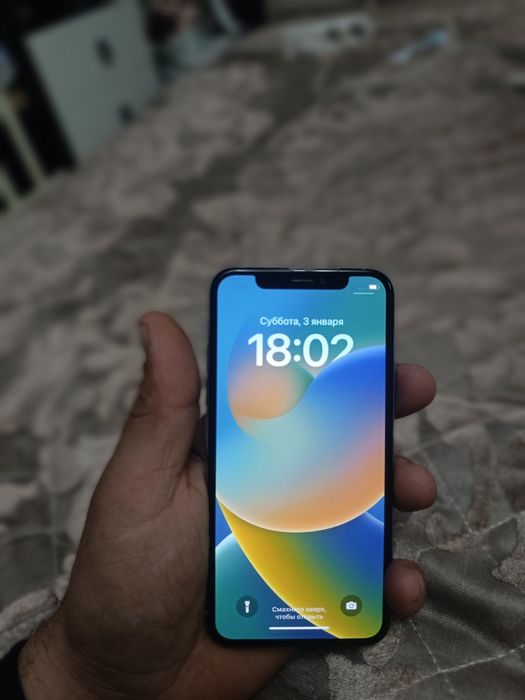 Айфон х память 64 Гб АКБ 100 состояние хорошее все работает