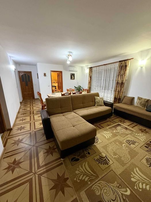 De vânzare casa + afacere activă (magazin alimentar) în Iojib, SM