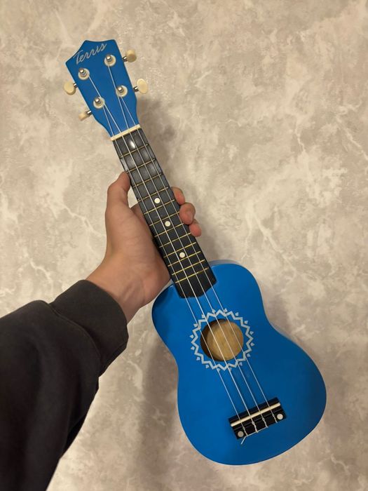 Музыкальный инструмент Укулеле