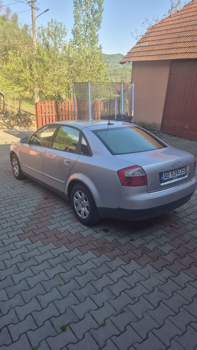 Vand Audi A4 in stare foarte bună,perfect functionala