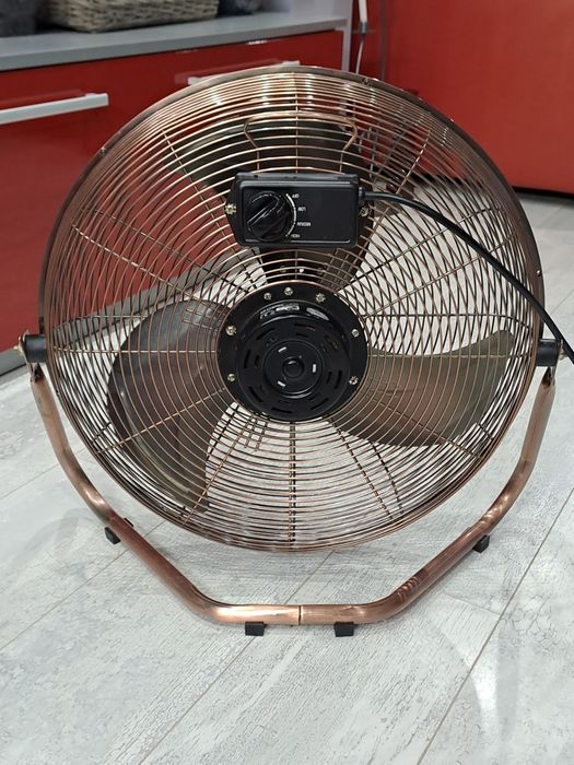 Подова вентилатор BRANDSON - 120w,диаметър 50см