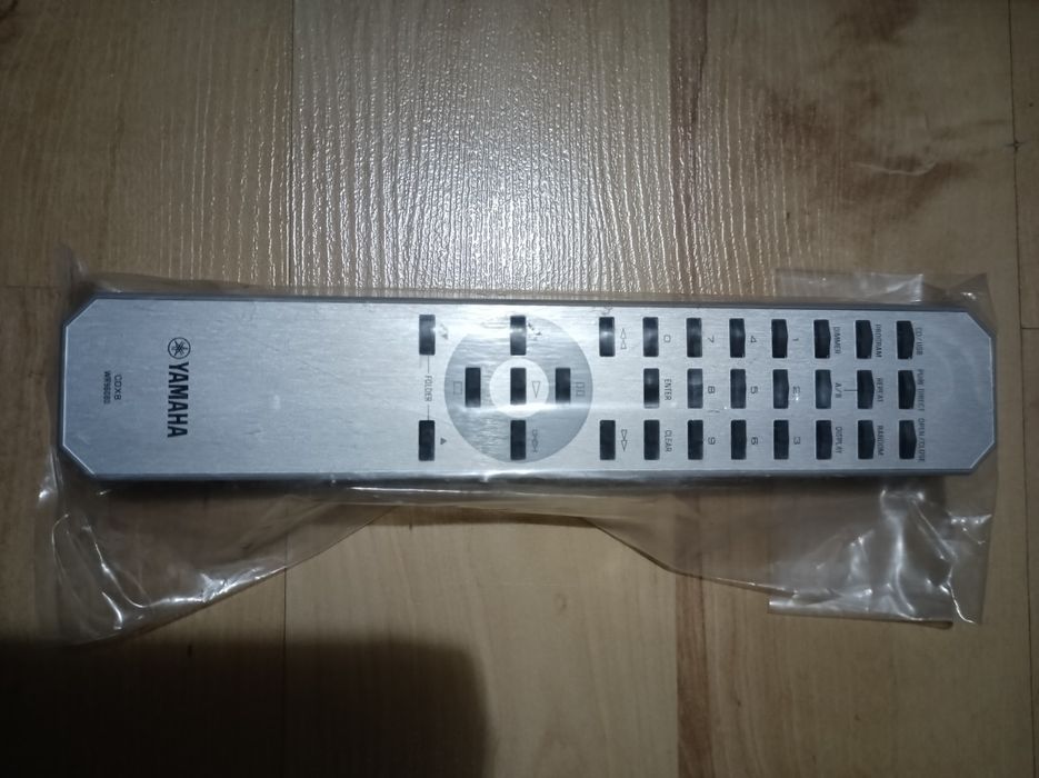 Telecomanda Yamaha cdx8