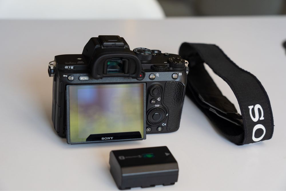 Sony a7 III / ILCE l- 7M3