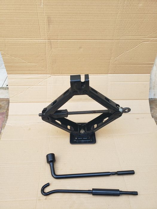 Kit pana cric cheie hyundai kia